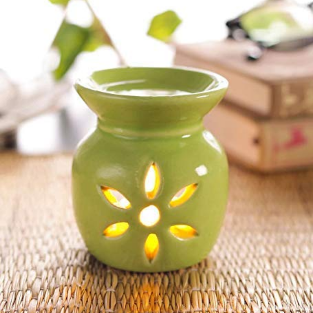 Decorative Aroma Oil Burner with Tealight and Aroma Oil (Rose)